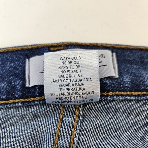 Judy Blue Raw Hem Cuffed Jeans 13/31 - Picture 7 of 10